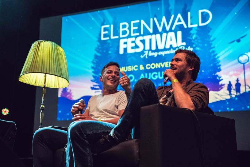 Tom Wlaschina und Finn Jones beim Elbenwald-Festival im Vorjahr. Foto: Hai Dang Duong