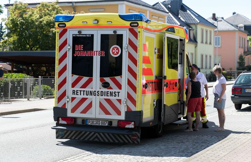 Auch der Rettungsdienst war im Einsatz.   Fotos: M. Förster