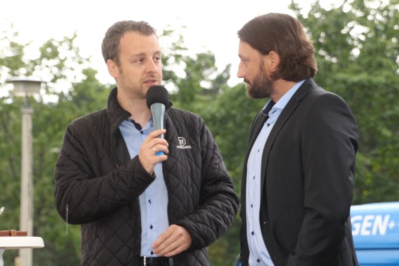 …Co-Trainer Robert Hoffmann…