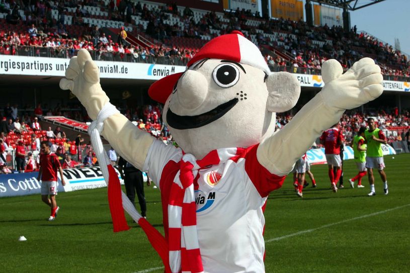 Energie-Maskottchen Lauzi bei der Arbeit. Foto: Archiv / hig