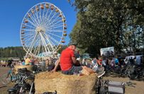 Das Festgelände in Peickwitz. Das Riesenrad bot einen grandiosen Ausblick über das Festgelände und die Gemeinde Peickwitz.