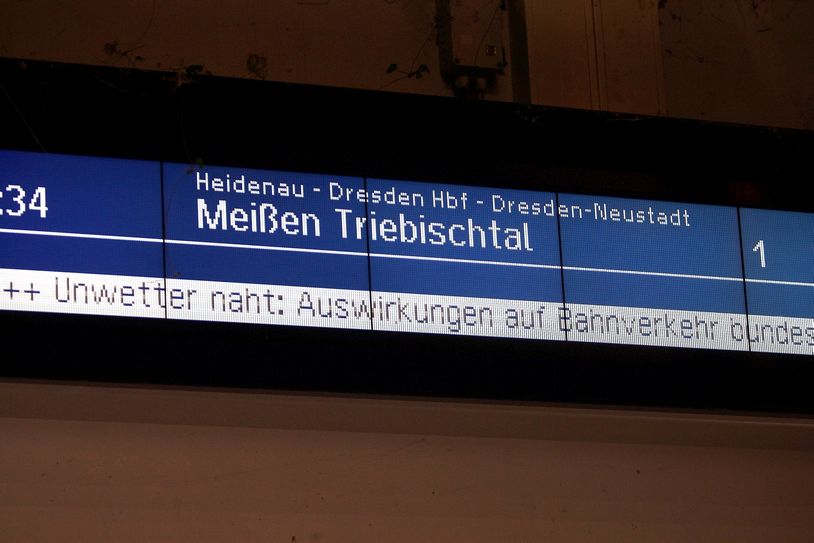 Auch die Deutsche Bahn warnt vor möglichen Einschränkungen im Zusammenhang mit dem Sturmtief "Ignatz". Foto: Daniel Förster