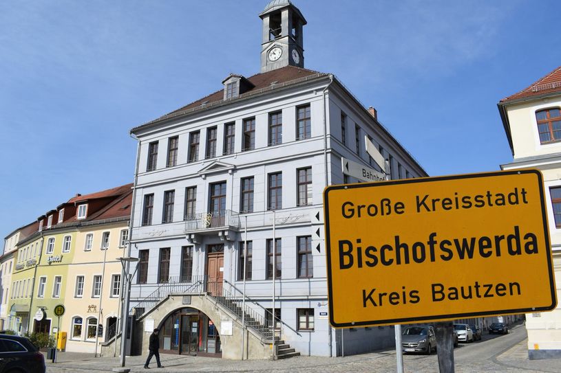 Kauft lokal - jetzt erst recht!. So heißt das Motto in Bischofswerda. Foto & Fotomontage: spa
