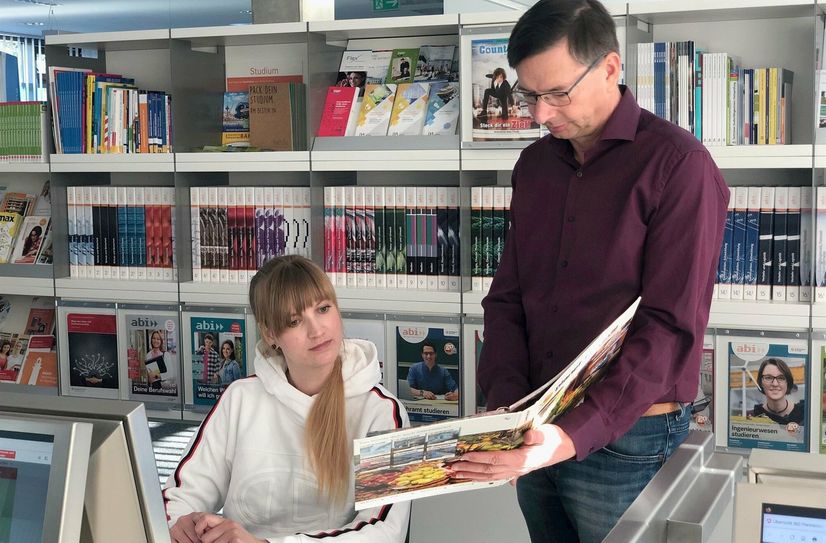Im Berufsinformationszentrum (BiZ) der Agentur für Arbeit Riesa gibt es auch Informationen zu allen Ausbildungs- und Studiengängen.