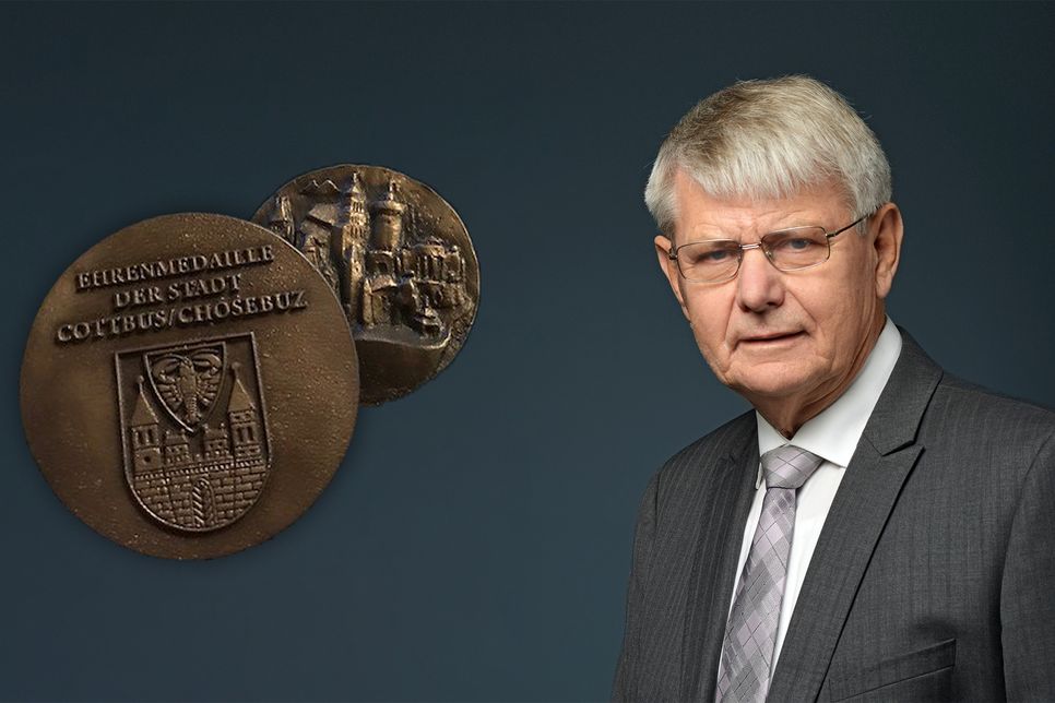 Dr. Bernd Wegner erhielt die Ehrenmedaille der Stadt Cottbus.
