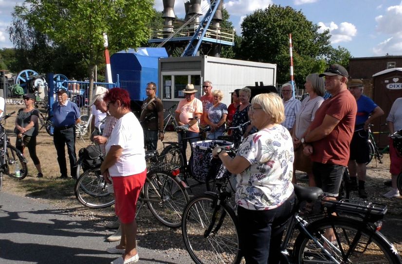 Die Stadtteilbefahrung 2022 in Lauchhammer-West war gut besucht.