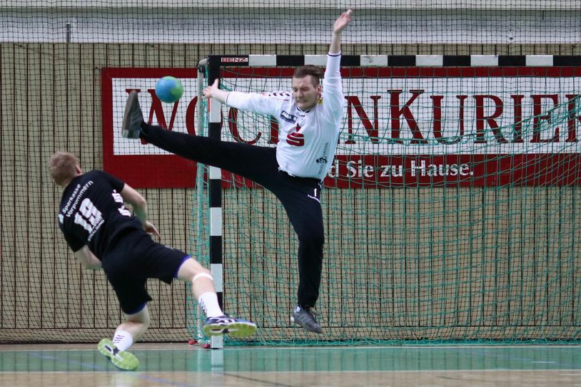 Julien Adam lieferte im Cottbuser Tor eine Klasseleistung ab. Foto: LHC Cottbus/Steffen Beyer
