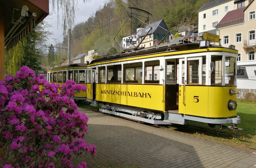 Museumswagen der Kirnitzschtalbahn am Kurpark Bad Schandau.