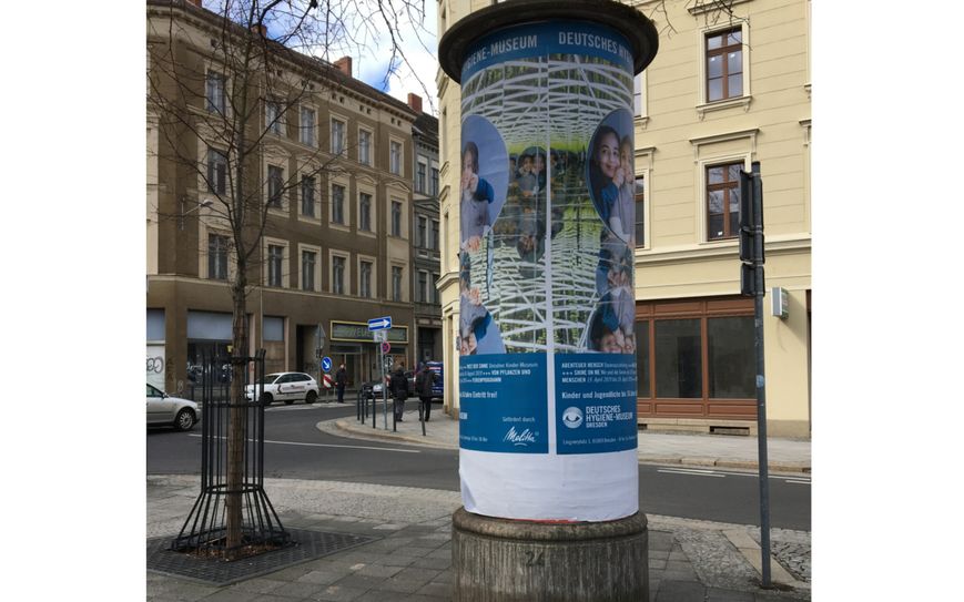 Litfaßsäule auf dem Wilhelmsplatz. Foto: Keil