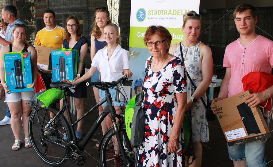 Nach dreiwöchigem Fahrradfahren, wurden die 300.000 Kilometer beim Stadtradeln geknackt.