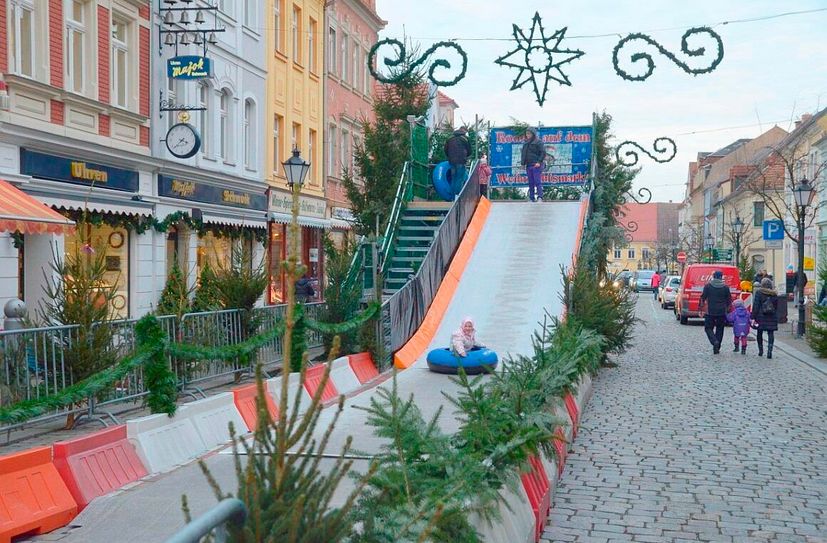 Durch Attraktionen und Veranstaltungen soll der Großenhainer Weihnachtsmarkt viele Bürger begeistern. Bei den Kosten dafür, kann man sich gern beteiligen.