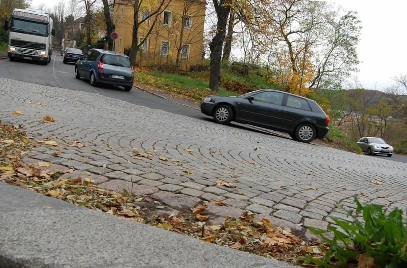 Der Plossen: Vermutlich Meißens gefährlichste Kurve. Foto: Archiv