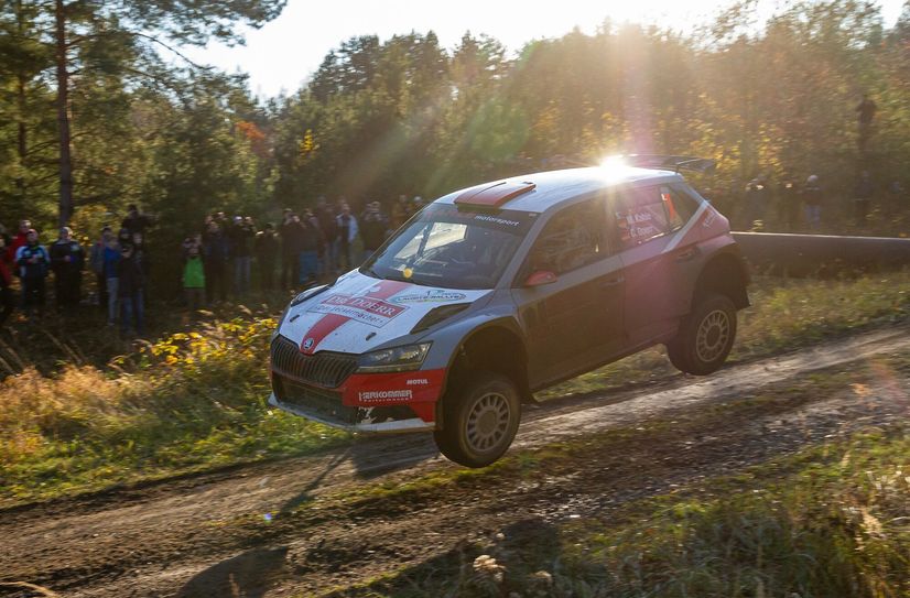 Das Motto "3… 2… 1… Schotter!" gilt auch dieses Jahr. Bei der Lausitz Rallye wird traditionell größtenteils auf Schotter gefahren. Foto: Rallye Pics