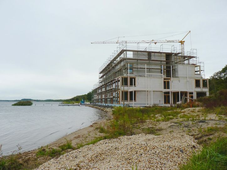 Der Rohbau der „Insel der Sinne“ steht bereits. Foto: meeco Communication Services / Franziska Märtig.