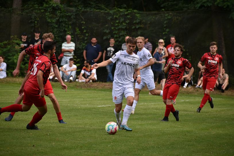 Freundschaftsspiel des FC Energie Cottbus gegen den LSV Bergen.