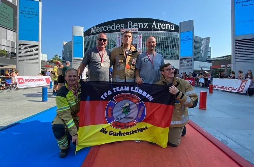 Das TFA-Team der Lübbener Feuerwehr war bei der 17. Berlin Firefighter Combat Challenge.