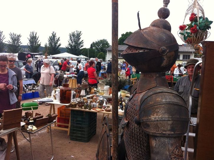 In Weinböhla kann am Sonntag getrödelt werden. Foto: PR