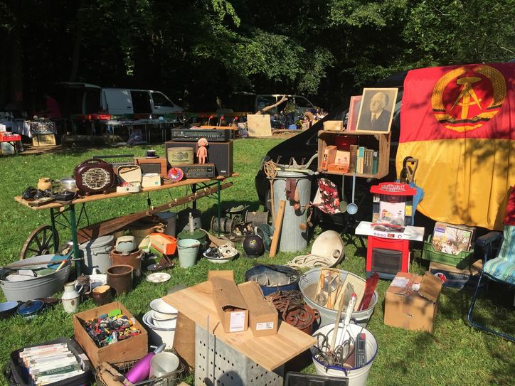 Am Sonntag ist der Trödelmarkt in der Hofewiese zu Gast. Foto: PR