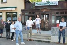 Mit dem Bürgermeister und Ortsvorsteher auf Stadtteilspaziergang. Foto: P. Aswendt