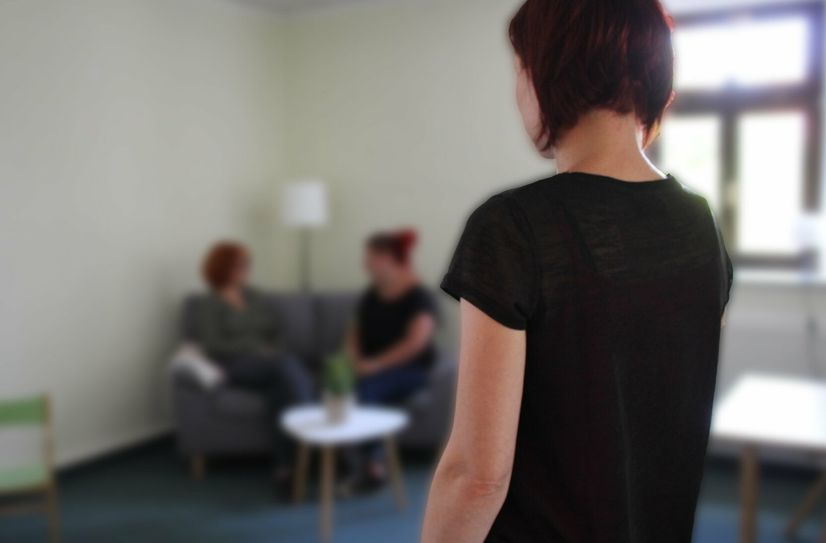 Drei Mitarbeiterinnen sind in der Interventions- und Koordinierungsstelle beschäftigt. Sie wollen anonym bleiben.