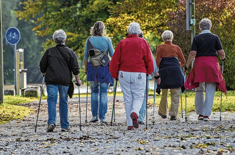 Noch drei Schnupper-Nordic Walking-Kurse rund um Zehren und Schieritz warten auf neugierige Teilnehmer.