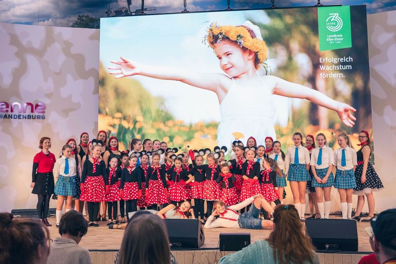 Grüne Woche 2023: Die Falkenberger Tanzmäuse begeisterten einmal mehr das Publikum während ihres Auftritts auf der Landkreis-Bühne.  Foto: LKEE/Social Media