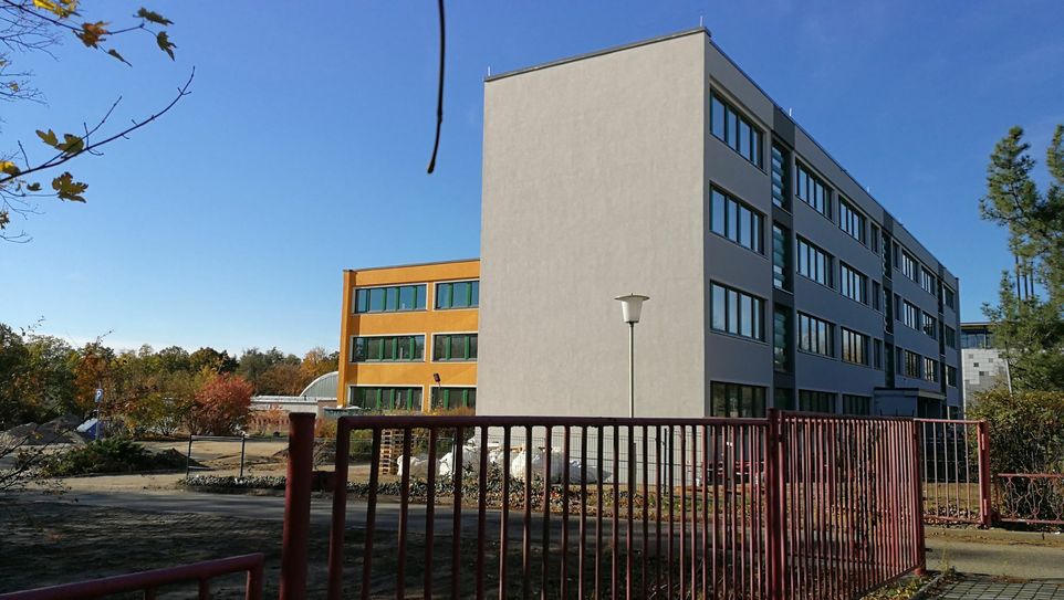Grundschule "Storchenbrunnen" Alleestraße