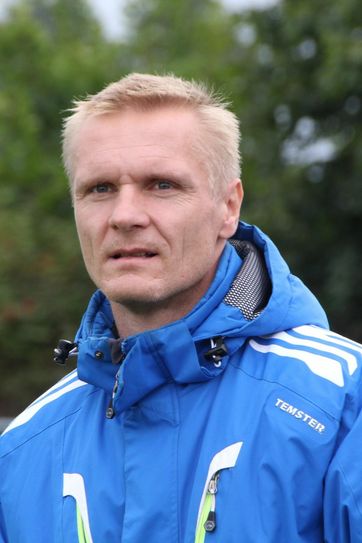Waldemar Adamowicz, Trainer der DJK Blau Weiß Wittichenau. Fotos: Werner Müller