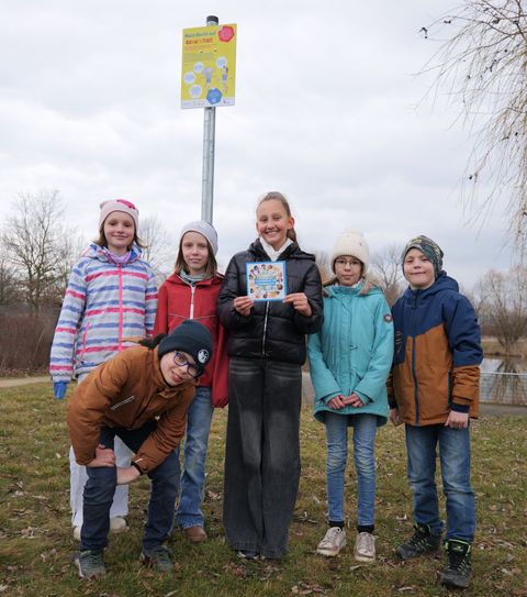 Unter anderem Kinder aus der Arita-Grundschule haben den Kinderrechtepfad mit eröffnet.