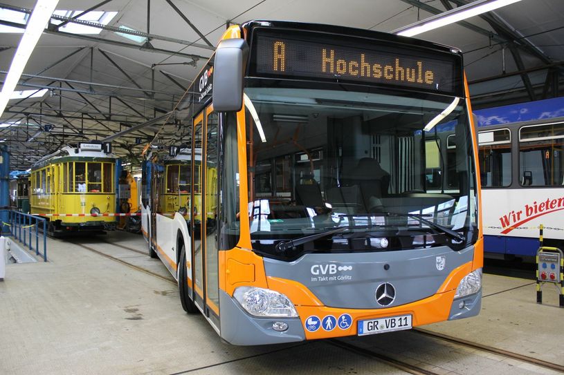 Orange und grau sind die beiden prägenden Farben des neuen GVB-Designs. Foto: Keil