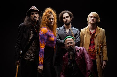 Jamila & The Other Heroes spielen am Tag der Dresdner Wohnungsgenossenschaften (13. Juli) auf.