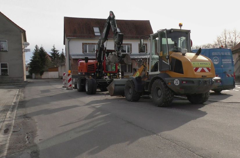In der Dolsthaidaer Straße in Lauchhammer-West wird gebaut.