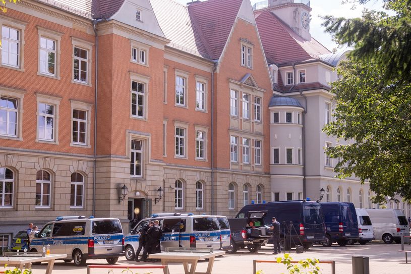 Am Mittwoch, dem Tag der Tat und einen Tag später war die Kriminalpolizei mit der ausführlichen Spurensuche beschäftigt.
