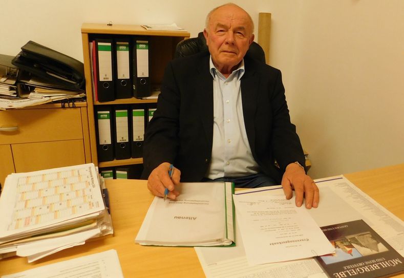 Mit 80 Jahren engagiert sich Dieter Jähnichen noch immer ehrenamtlich und kommunalpolitisch. Als Ortsvorsteher kümmert er sich um die Belange des Mühlberger Ortsteiles Brottewitz.