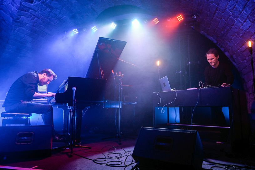 Clemens Christian Pötzsch und Sven Helbig im Jazzclub Tonne Foto: Matthias Creutziger