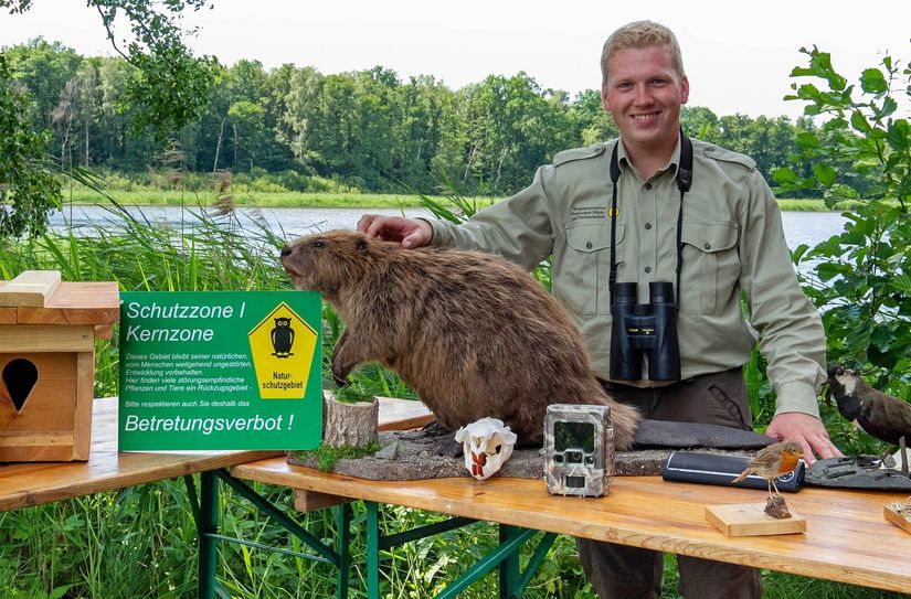 Ranger Yannik Otto beim Junior-Rangertag.