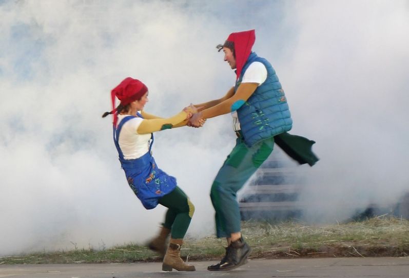 Einheimische und Gäste können sich auf ein Wiedersehen mit Jolka und Jorko freuen. Foto: Amt Burg/Möbes
