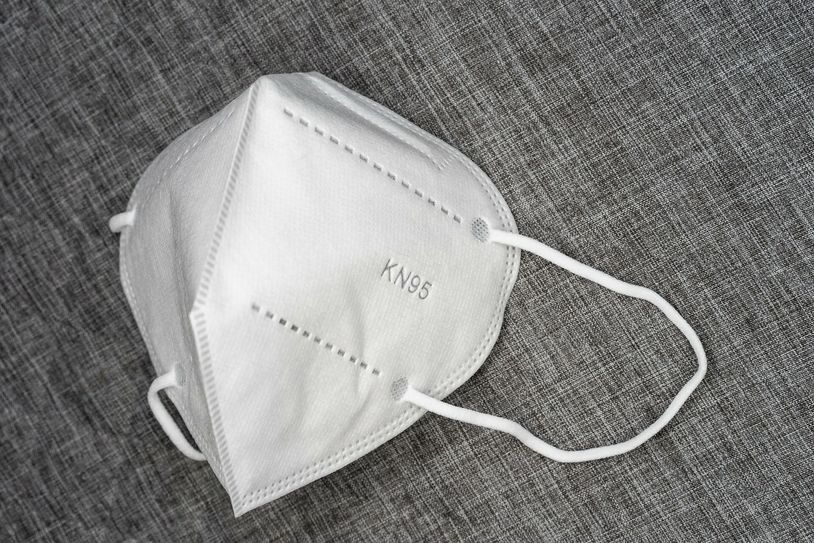 In Bahnhofsgebäuden besteht Maskenpflicht. Weil Bundepolizisten diese durchsetzen wollten, rastete ein 34-Jähriger aus. Foto: pixabay