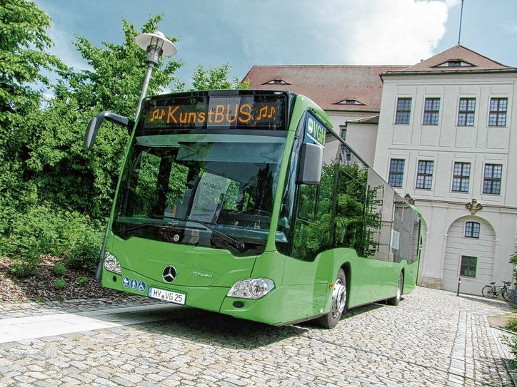 Der KunstBus bringt dieses Jahr Einheimische und Touristen zu bekannten Kunst- und Kulturorten in der Hoyerswerdaer