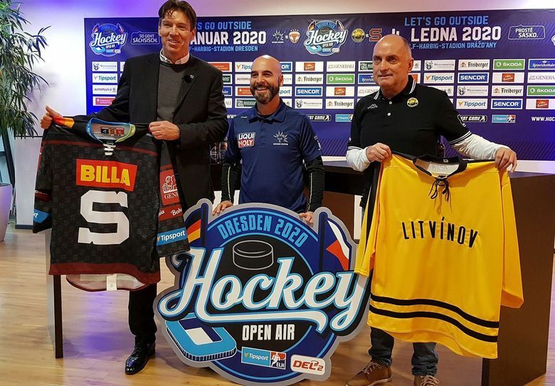 v.l. Uwe Krupp, Cheftrainer HC Sparta Praha, Rico Rossi, Cheftrainer Dresdner Eislöwen und Vladimír Kýhos, Cheftrainer HC Verva Litvínov / Fotos: Büttner