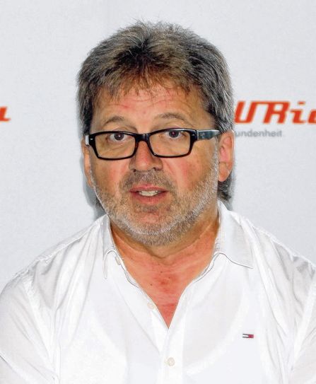 Neuer Flugplatzchef: Reinhold Eger. Gemeinsam mit seinem Geschäftspartner Peter Traub will er den Flugplatz wieder auf ein stabiles „Fahrwerk“ stellen. Foto: Farrar