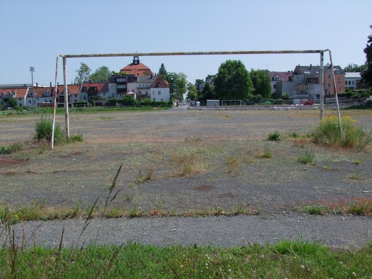 So schaut derzeit noch der Jahn-Sportplatz in Kamenz aus. Hier wird  bald eine neue Wettkampfstätte entstehen.