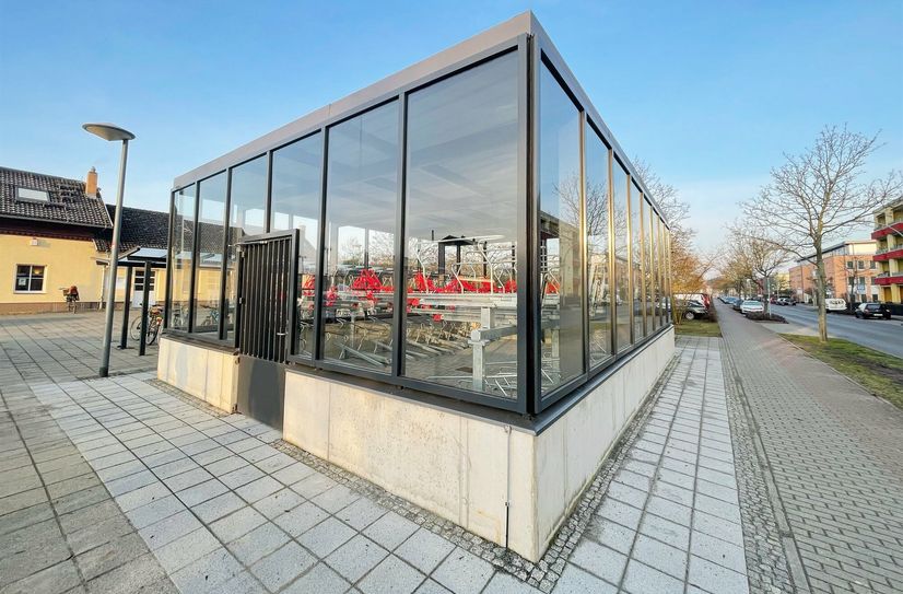 Das »Kleine Radhaus« am Bahnhof in Lübben.