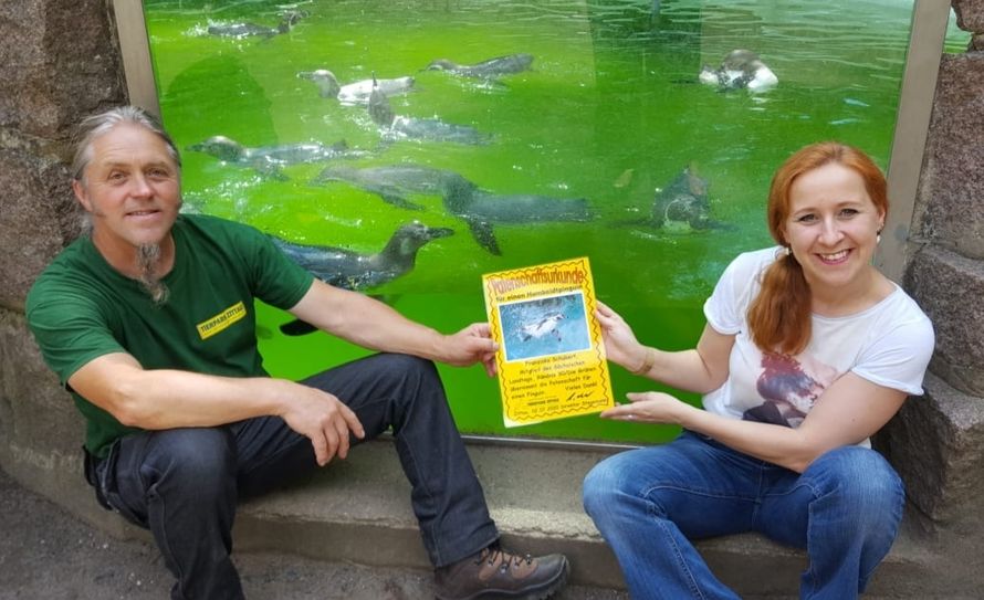Franziska Schubert und Andreas Stegemann mit der Patenschaftsurkunde. Foto: Team Franziska