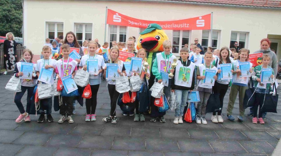 Die drei ersten Mannschaften aus Großkmehlen, Annahütte und Lauchhammer.