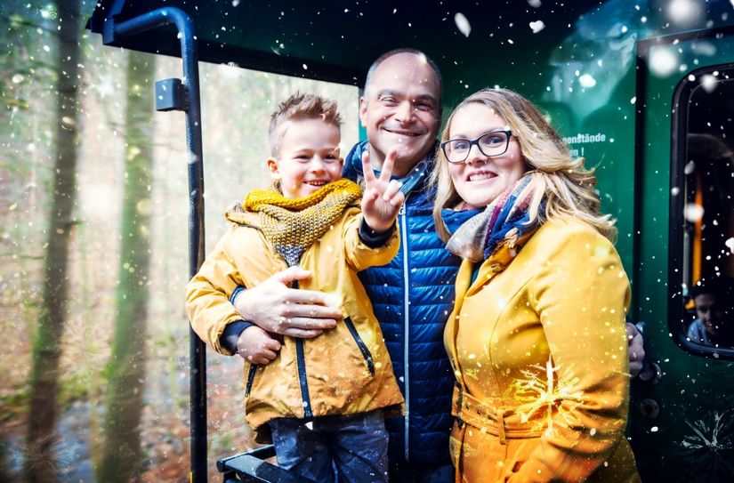 Große und kleine Eisenbahn- und Weihnachts-Fans kommen auf ihre Kosten.
