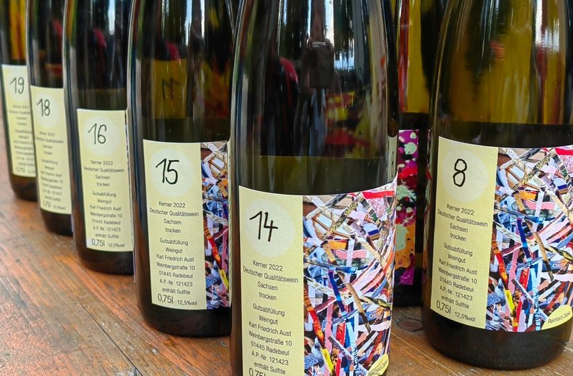 Jede Flasche ist nummeriert.