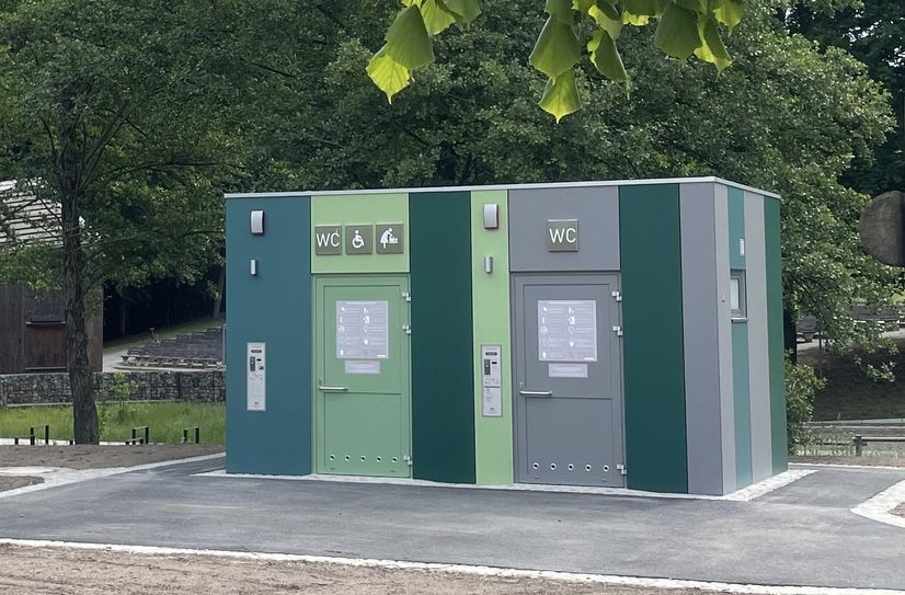 Die neue Toilettenanlage am Festplatz kann ab sofort genutzt werden.