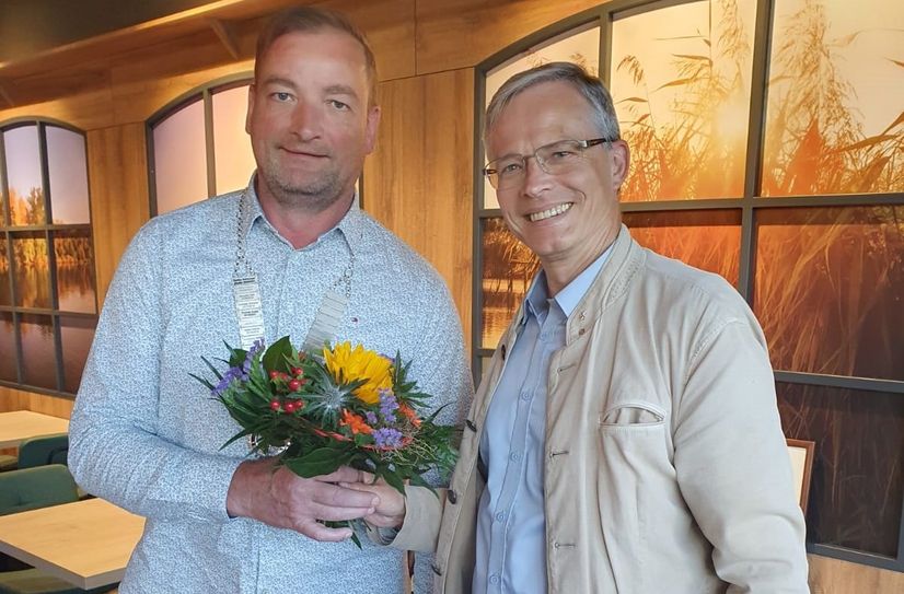 Dirk Nasdala (r.) übergibt die Clubleitung an Danilo Dubau.