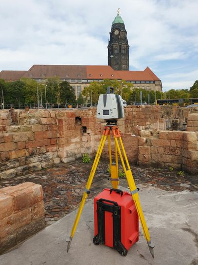 Terrestrischer Laserscanner im Einsatz